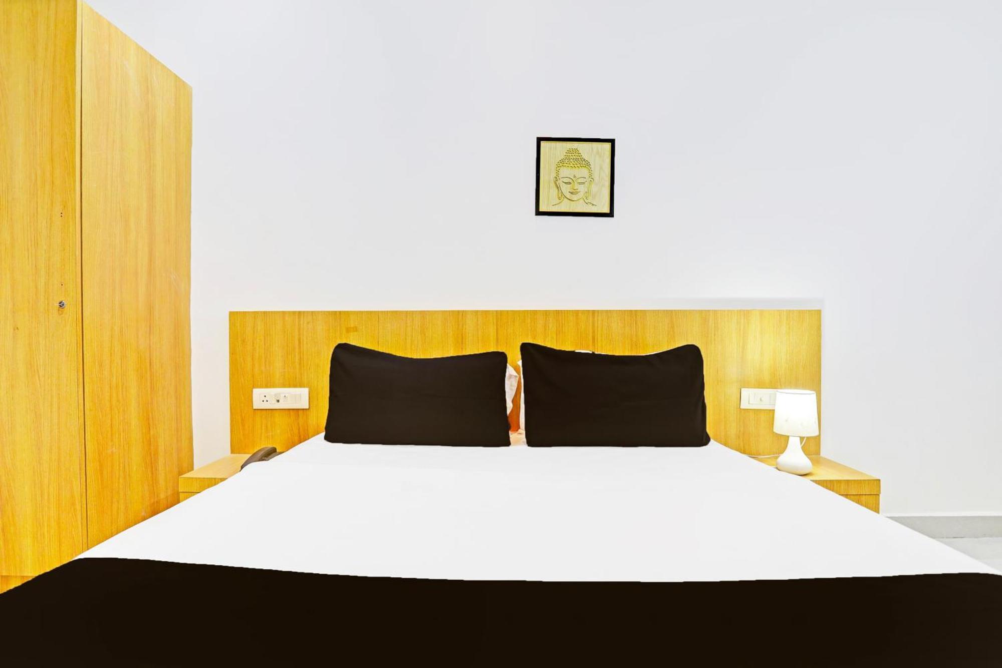 Super Hotel O Raipur Luaran gambar