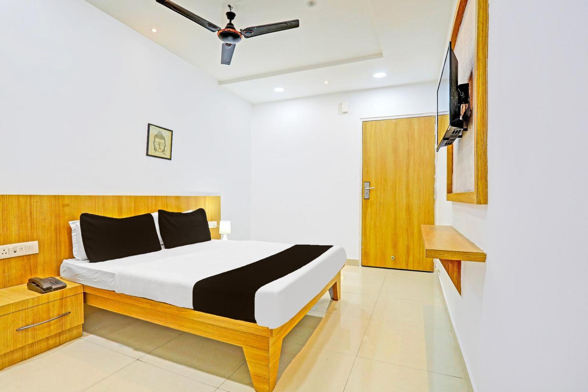 Super Hotel O Raipur Luaran gambar